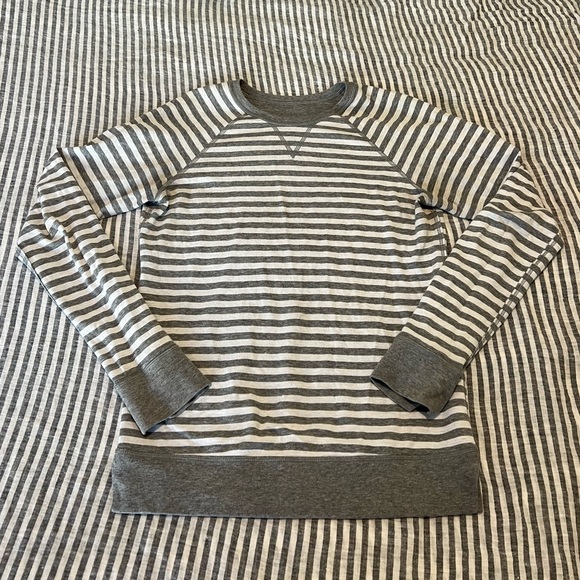Lululemon Cotton Reversible Long Sleeve - Picture 3 of 5
